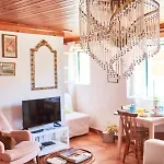 Light Filled Near Chiado, By Timecooler Appartement *